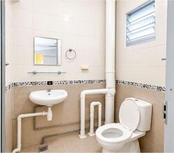 Blk 211 Jurong East Street 21 (Jurong East), HDB 3 Rooms #585628571